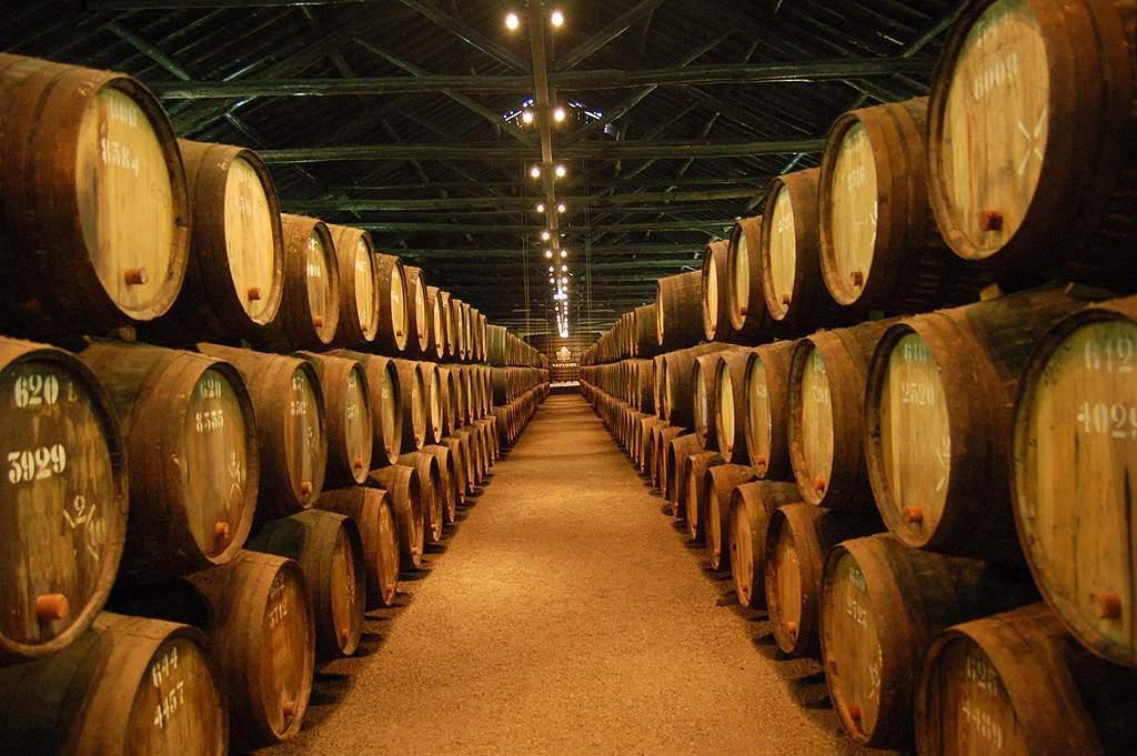 As Caves do Vinho do Porto