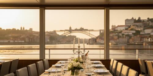 Cruzeiro Privado para Grupos com Almo&ccedil;o ou Jantar