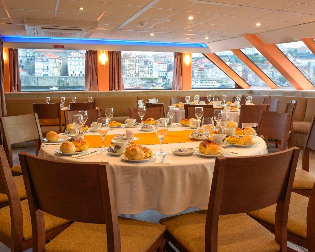 Cruzeiro Privado para Grupos com Almo&ccedil;o ou Jantar - 2